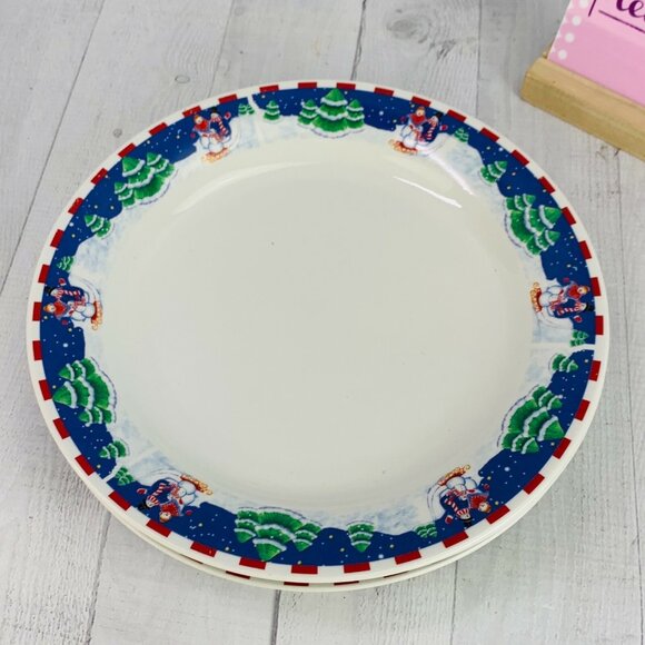 Oneida SLEIGH RIDE  Red Checks Trees Stoneware Christmas Dinner Plates Set of 3 - Picture 2 of 9